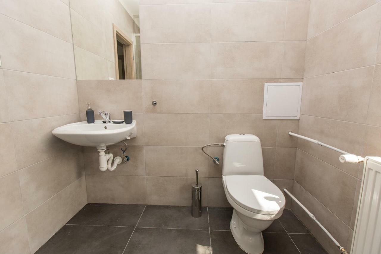 Hotel Blue Apartment Bratislava Luaran gambar