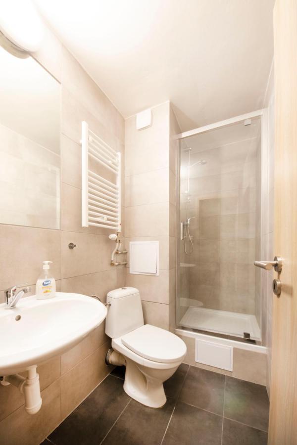 Hotel Blue Apartment Bratislava Luaran gambar